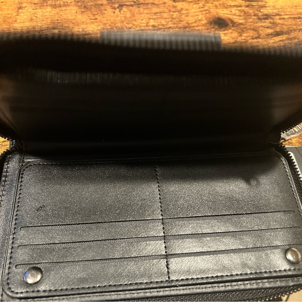 Badgley Mischka Vegan Leather Wallet - Picture 5 of 6